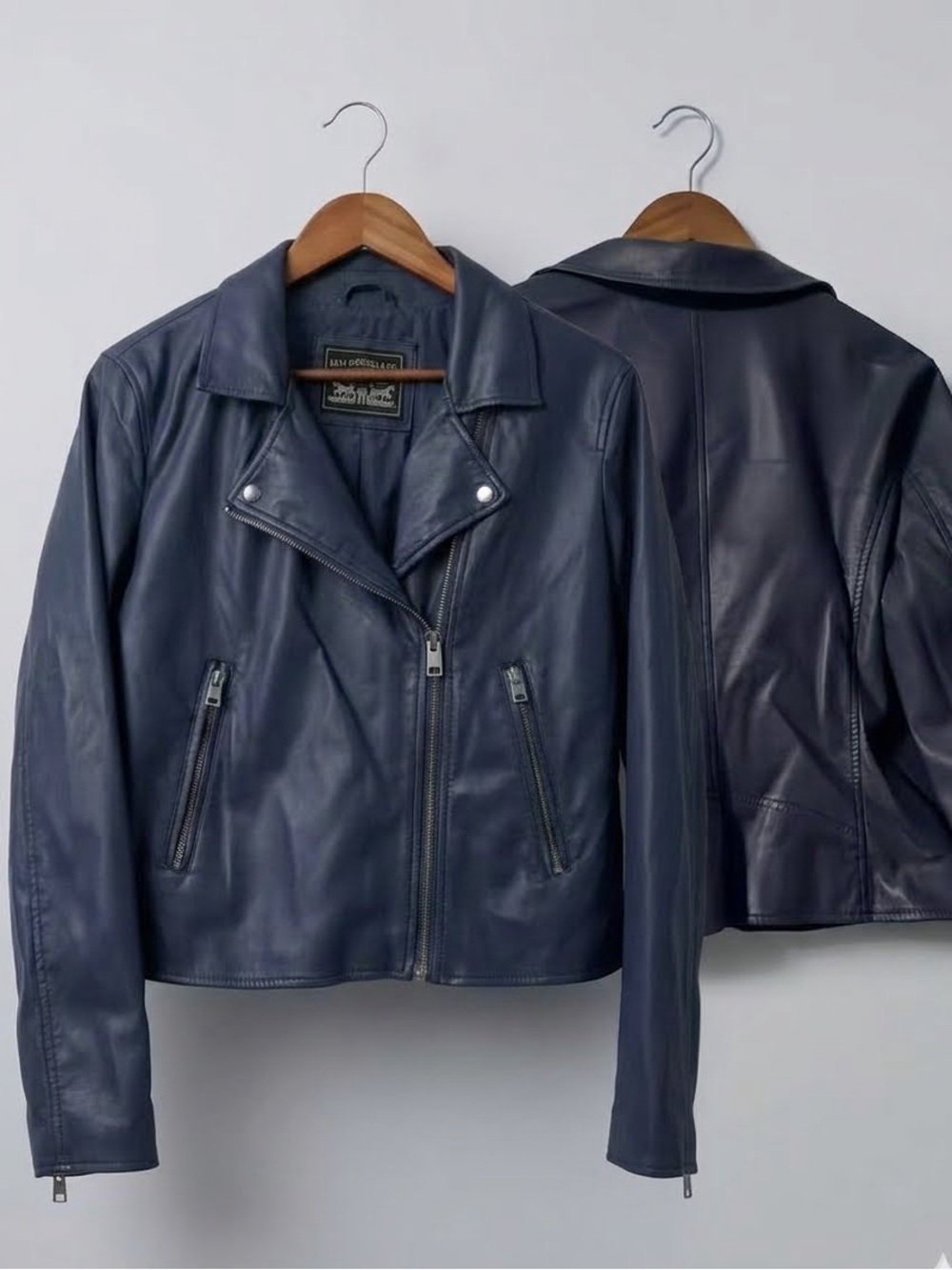 LEVI’S $150 New Shrunken Faux Leather Moto Jacket size large.